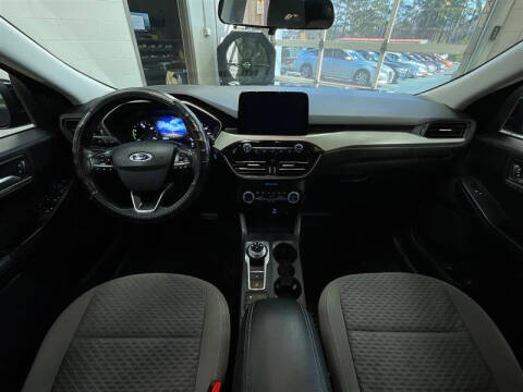 2021 Ford Escape Hybrid SE