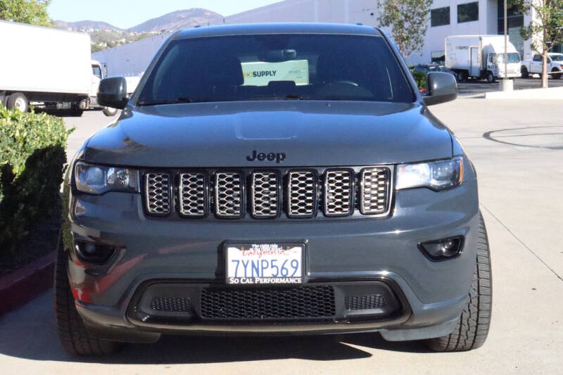 2017 Jeep Grand Cherokee Altitude