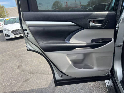 2017 Toyota Highlander