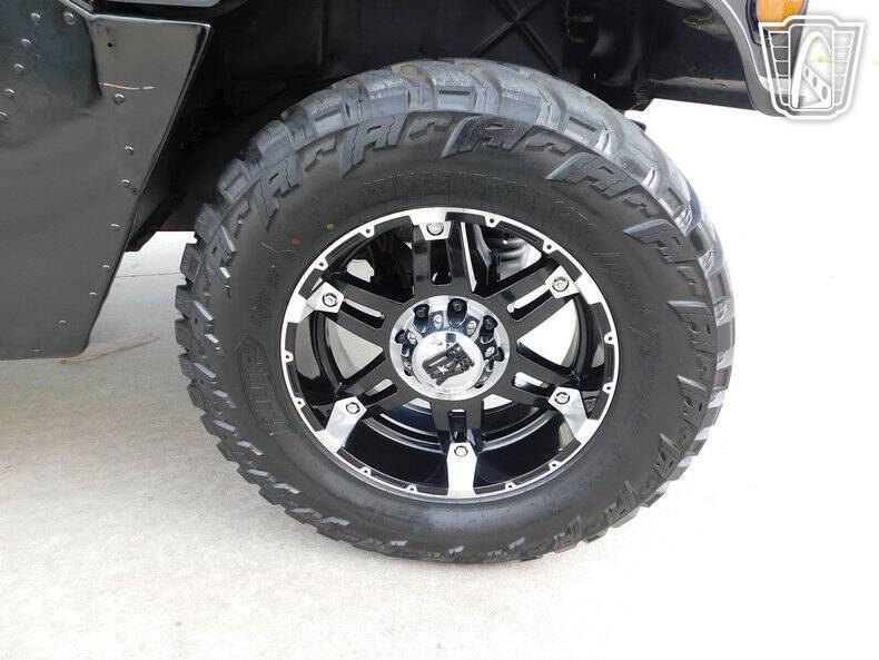 1991 AM General Hummer