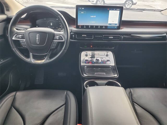 2023 Lincoln Nautilus Reserve