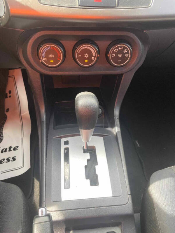 2015 Mitsubishi Lancer SE