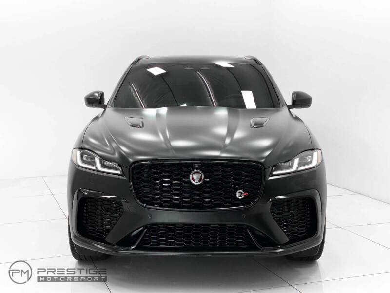 2022 Jaguar F-PACE SVR