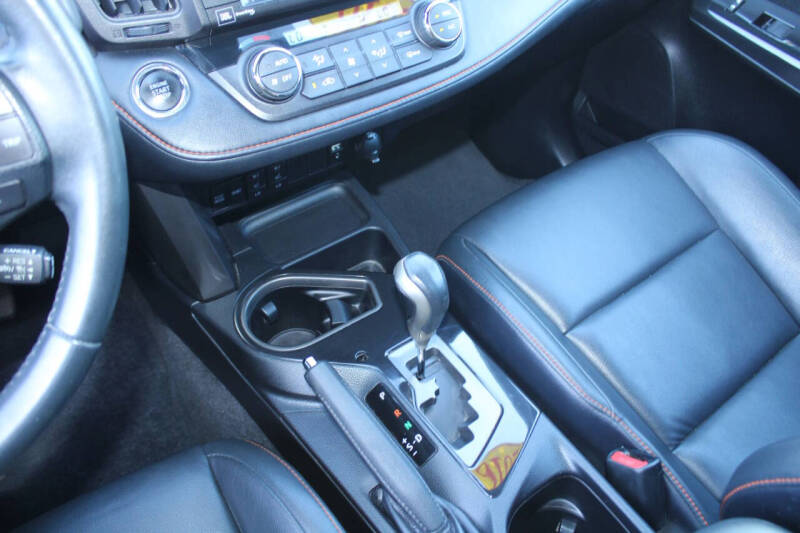 2016 Toyota RAV4 SE