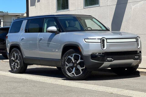 2024 Rivian R1S