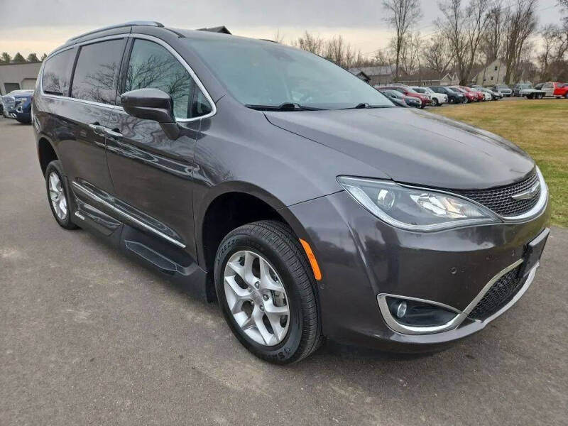 2018 Chrysler Pacifica Touring L Plus
