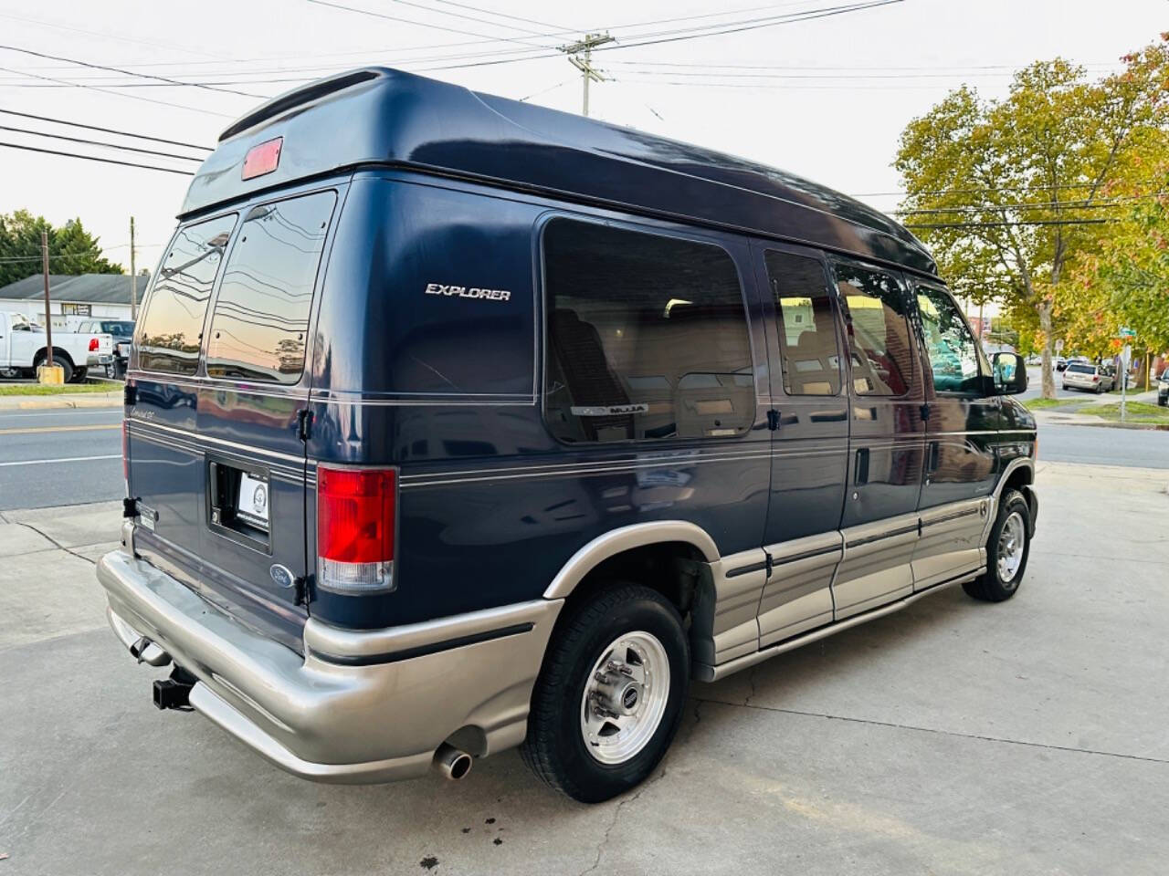 2006 Ford E-Series for sale at American Dream Motors in Winchester, VA