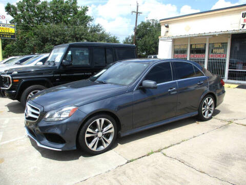 2015 Mercedes-Benz E-Class for sale at Metroplex Motors Inc. in Houston TX