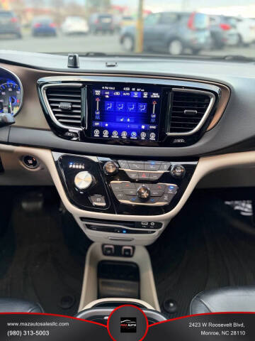 2017 Chrysler Pacifica Touring-L Plus