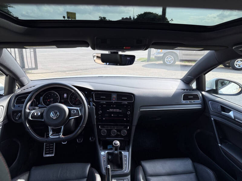 2020 Volkswagen Golf GTI SE