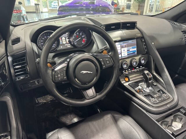 2014 Jaguar F-TYPE V8 S