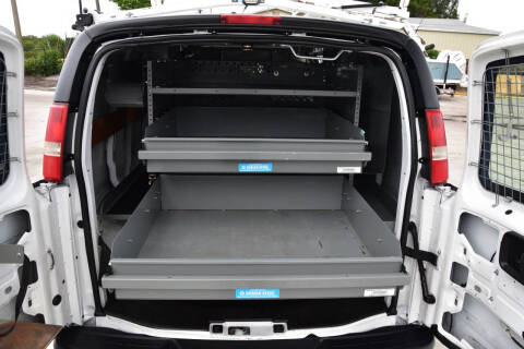 2017 Chevrolet Express 2500