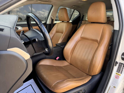 2012 Lexus CT 200h