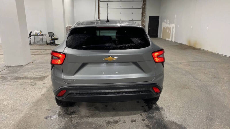 2024 Chevrolet Trax LS