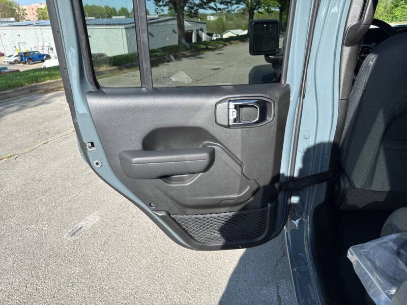 2025 Jeep Wrangler Sport S 4xe