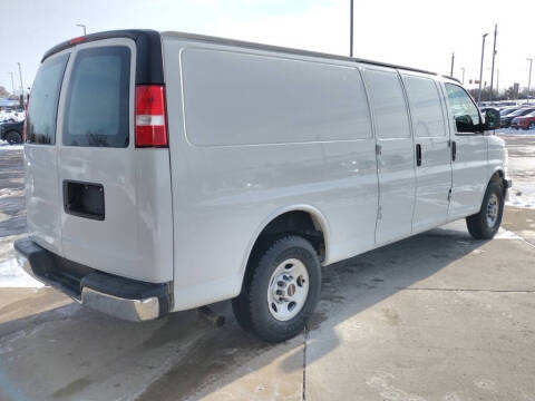 2020 GMC Savana 2500