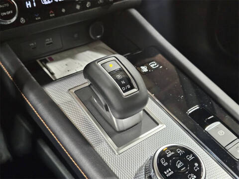 2025 Mitsubishi Outlander PHEV