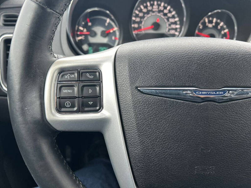 2014 Chrysler 200 Touring