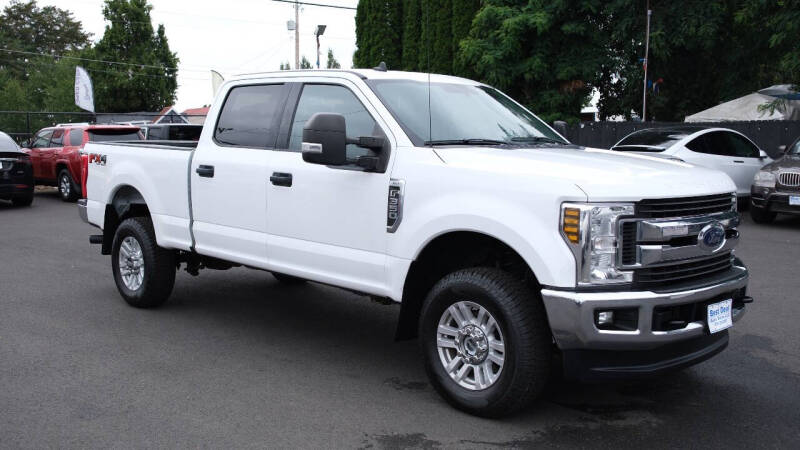 2019 Ford F-350 Super Duty XLT photo 8