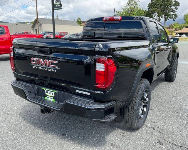 2025 GMC Canyon Elevation