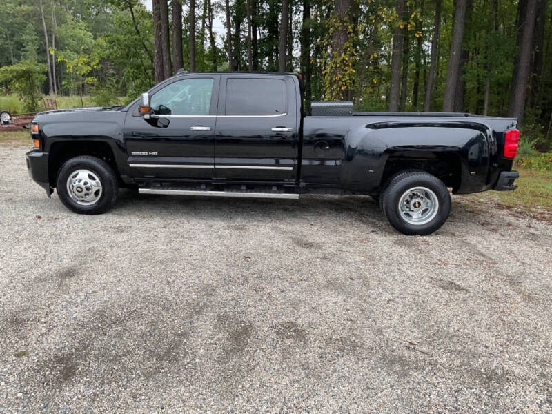 2016 Chevrolet Silverado 3500HD null photo 12