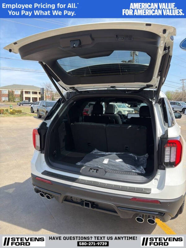 2026 Ford Explorer ST