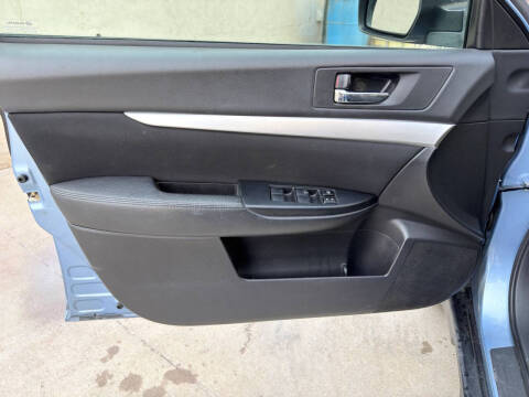 2012 Subaru Outback 2.5i Premium