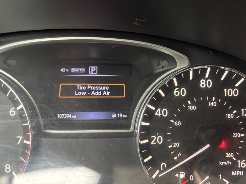 2017 Nissan Pathfinder S