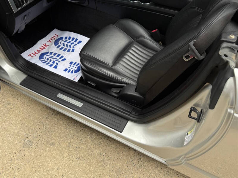 2005 Ford Thunderbird Deluxe