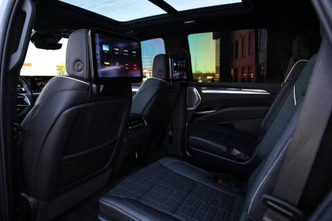 2025 Cadillac Escalade-V