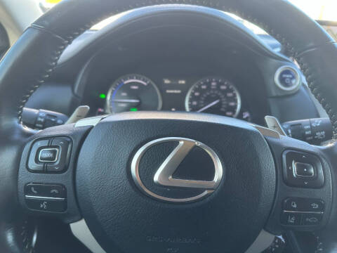 2020 Lexus NX 300h