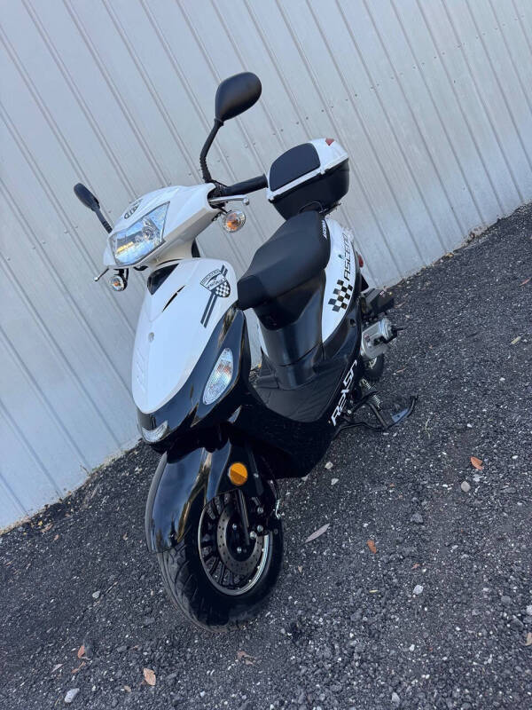 2026 Ascend R2 50cc