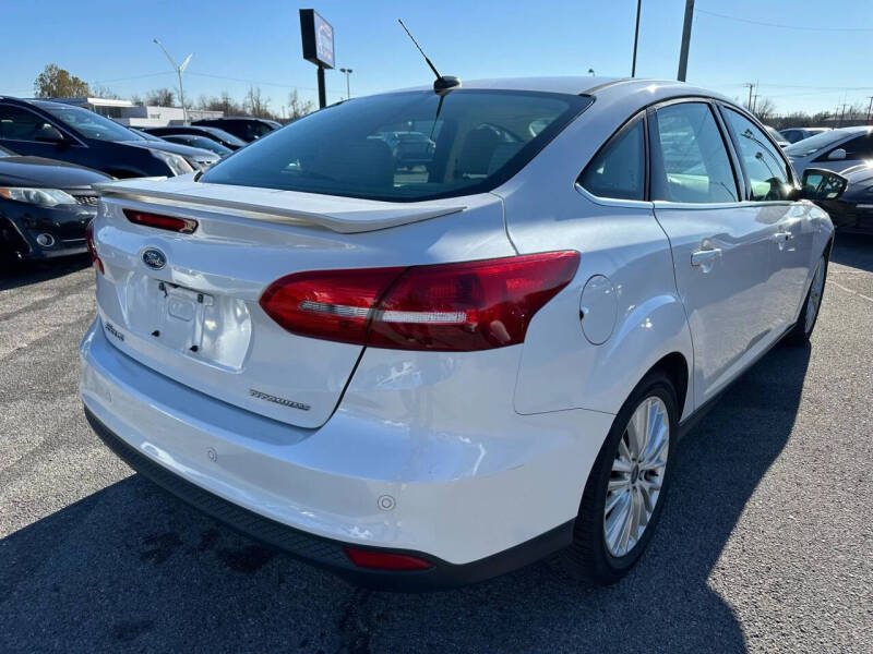 2017 Ford Focus Titanium