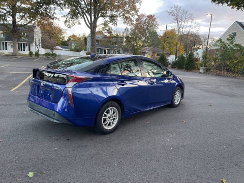 2017 Toyota Prius Two