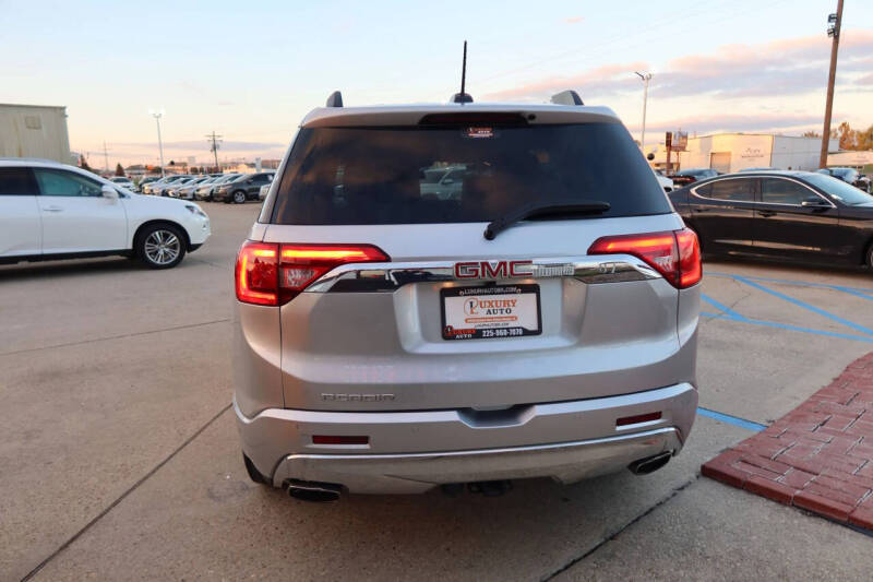 2017 GMC Acadia Denali