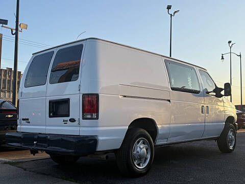 2014 Ford E-Series E-150