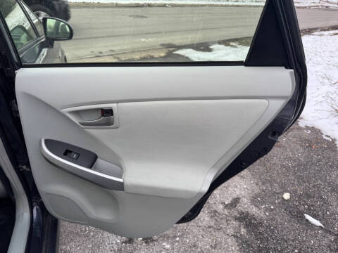 2012 Toyota Prius Two