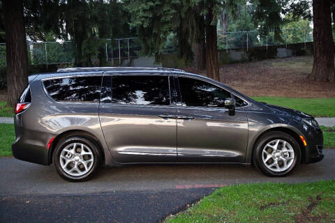 2020 Chrysler Pacifica Limited