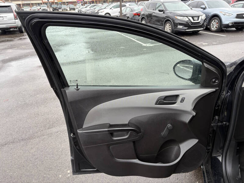 2020 Chevrolet Sonic LT