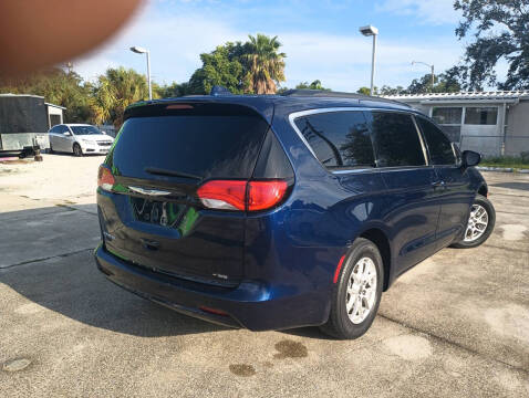 2020 Chrysler Voyager LXi