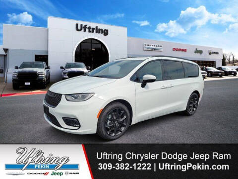 2023 Chrysler Pacifica for sale at Uftring Chrysler Dodge Jeep Ram in Pekin IL