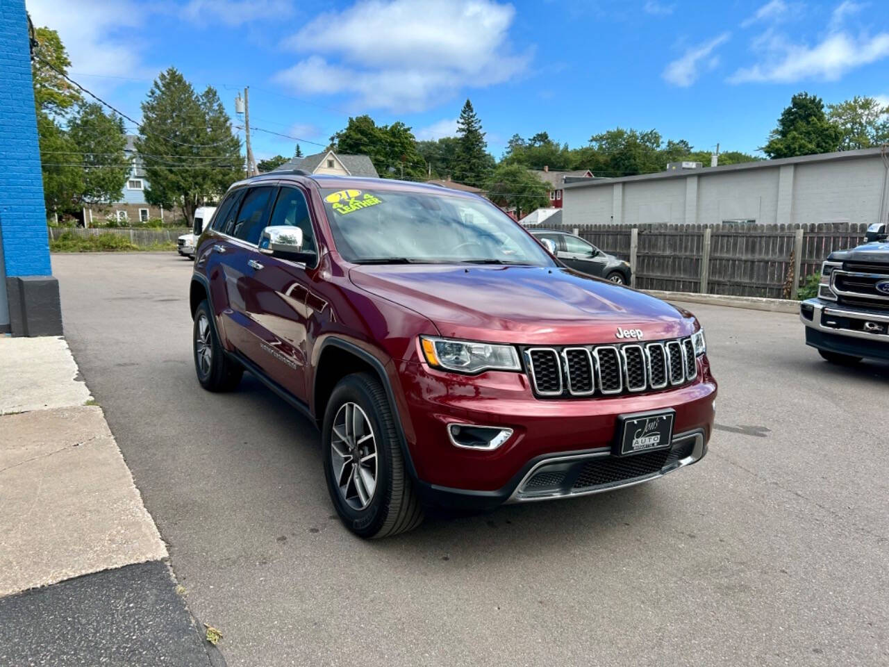 2021 Jeep Grand Cherokee for sale at Jon's Auto in Marquette, MI