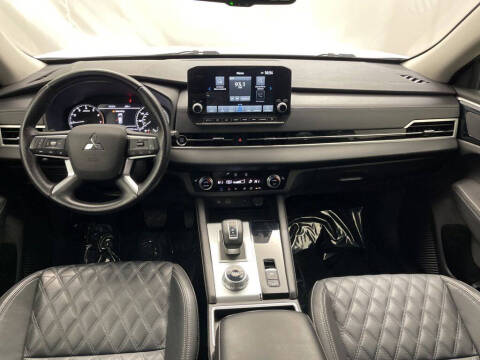 2022 Mitsubishi Outlander SEL