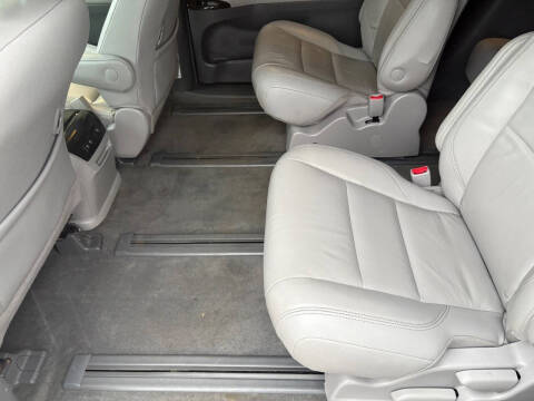 2018 Toyota Sienna XLE Premium 7-Passenger