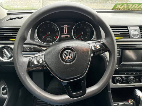 2016 Volkswagen Passat 1.8T S