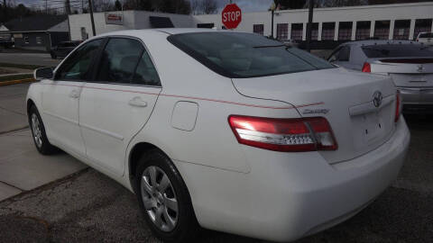 2011 Toyota Camry LE