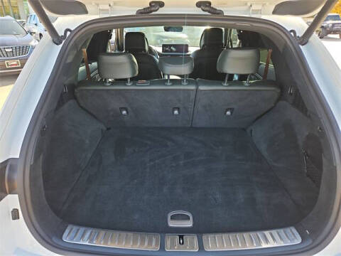 2022 Genesis GV70 2.5T Standard