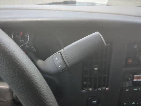 2025 Chevrolet Express 2500