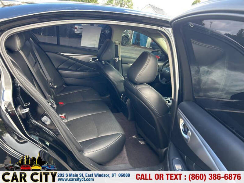 2015 Infiniti Q50 Premium