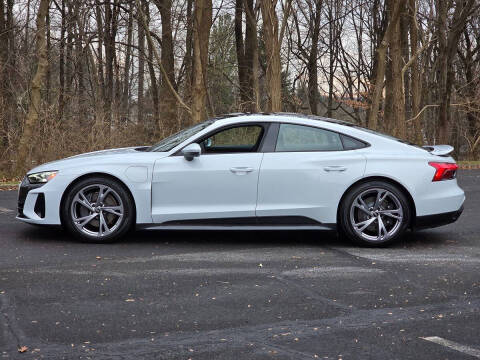 2023 Audi e-tron GT quattro Premium Plus